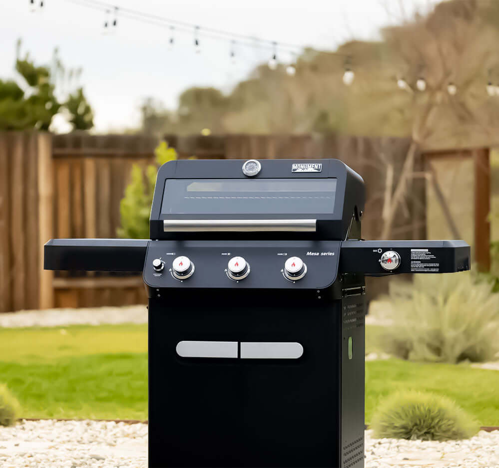 Monument Grills Mesa 325 Black Gas Grill 3 Burners Liquid Propane Gas