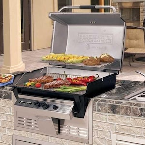 Broilmaster P3-XFN Premium Natural Gas Grill On Black Cart P3-XFN + BL26-P