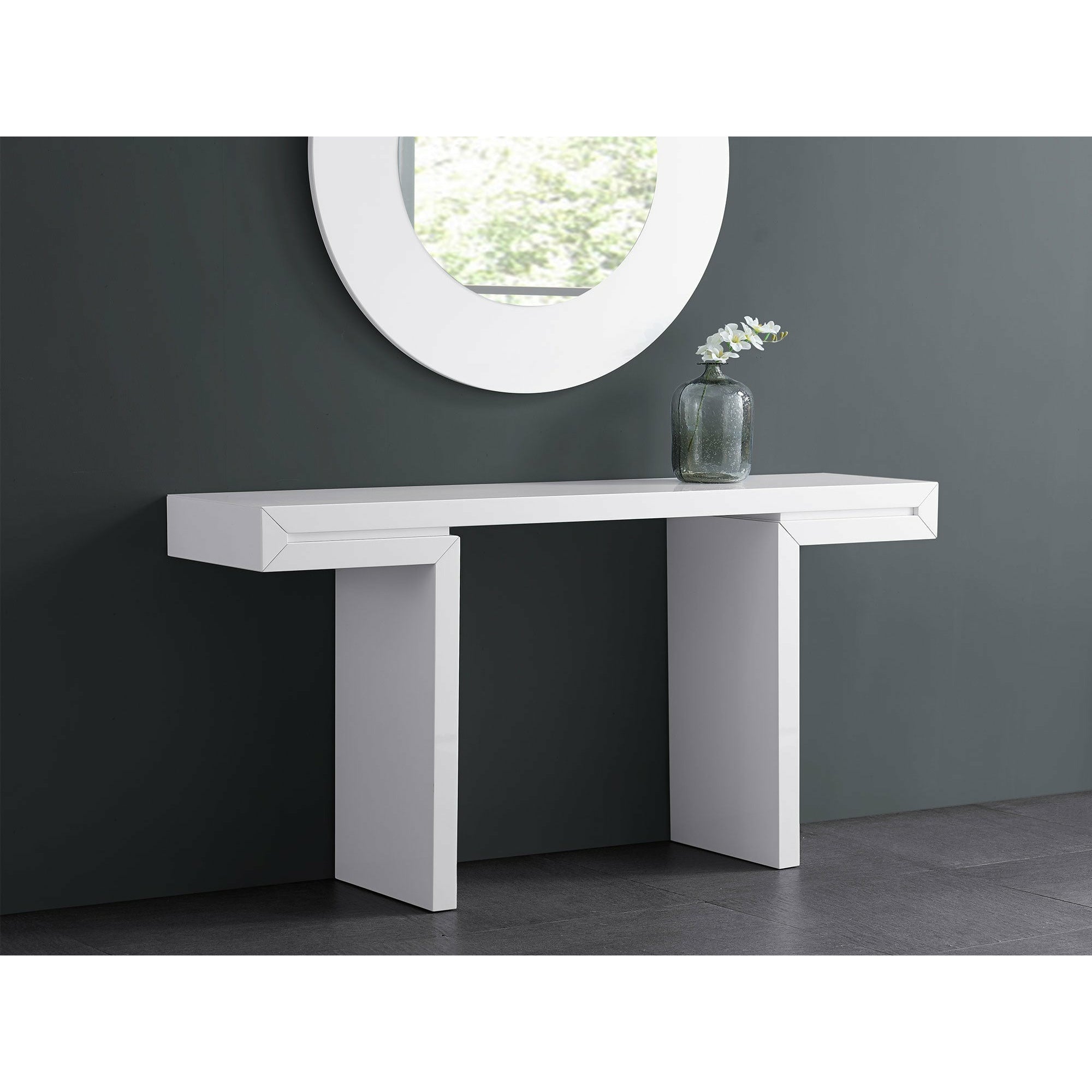 Whiteline Modern Living - Delaney Console CO1408-WHT