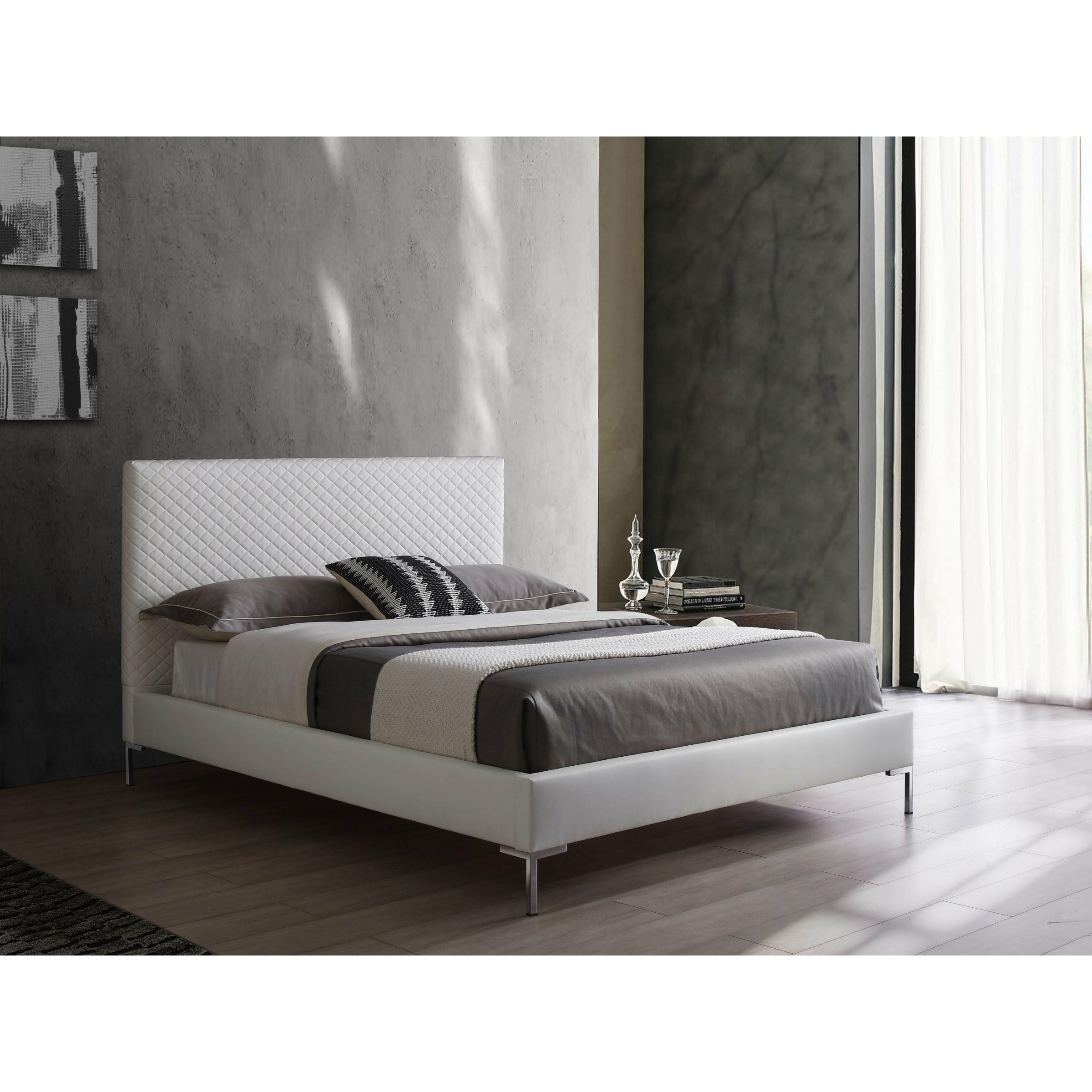 Whiteline Modern Living - Liz Queen Bed BQ1689P-DGRY