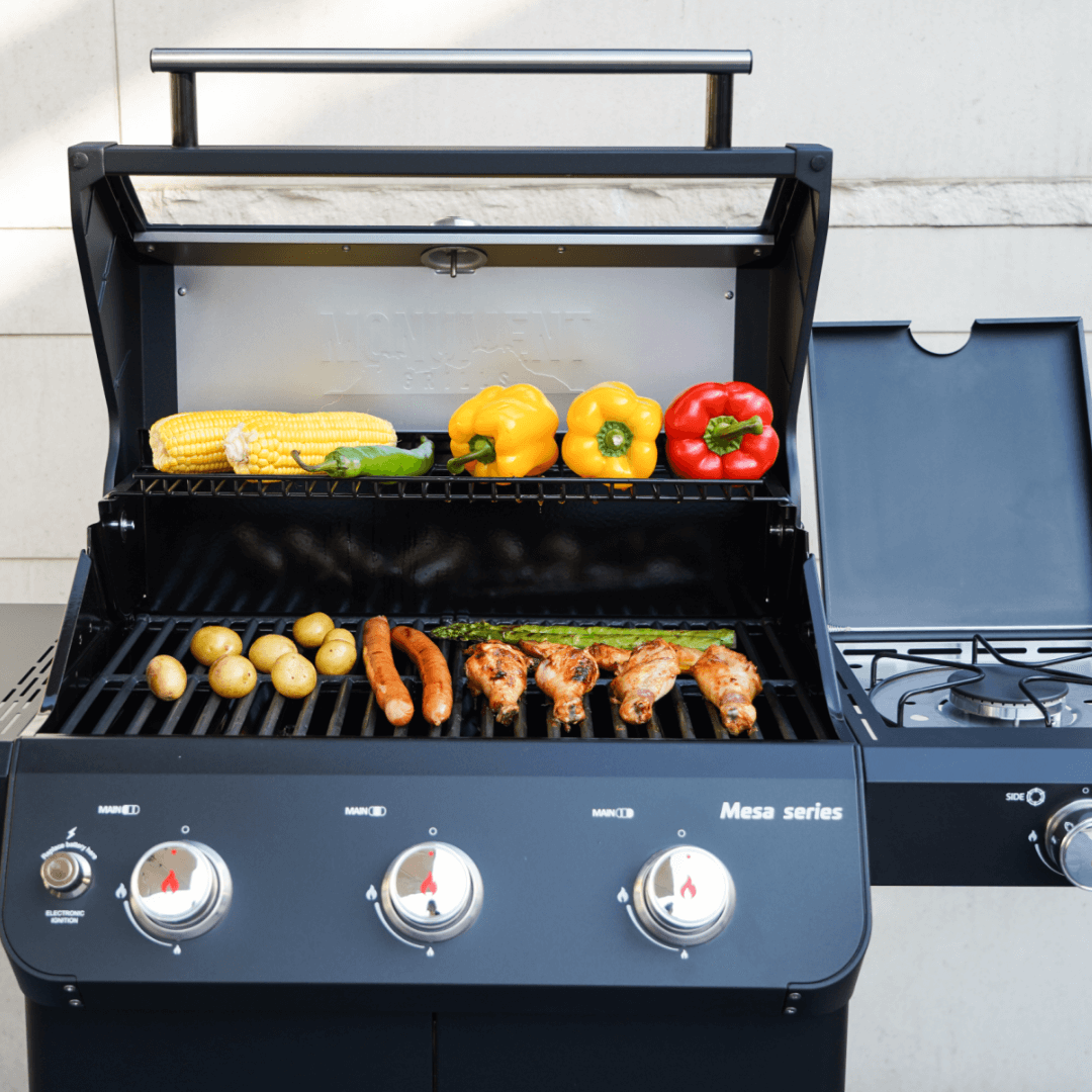 Monument Grills Mesa 325 Black Gas Grill 3 Burners Liquid Propane Gas